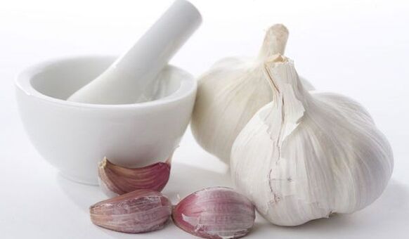 Garlic that effectively destroys parasites
